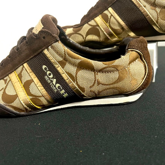 NWOB Authentic Coach Kathleen Women’s Monogram Signature Sneakers (7.5) - Picture 10 of 11